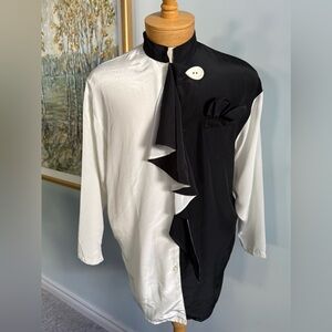 TATA Italia Black & White Colorblock Statement Top – Avant Garde / Art to Wear